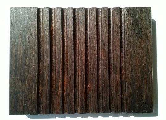 桃花江戶外竹地板正面，大溝槽紋理